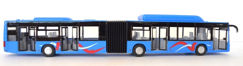 городской автобус с гармошкой