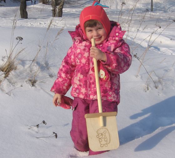 Деревянная лопата детская для снега