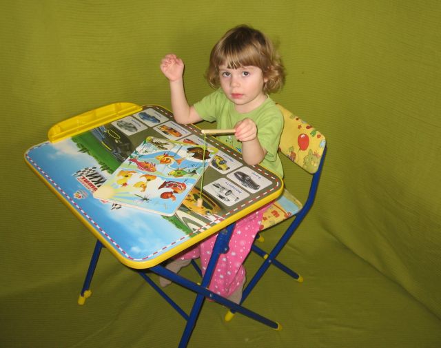 Детская мебель стол и стул