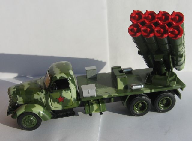 Игрушки военные машины. Модель ЗИЛ 157