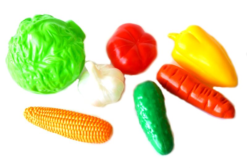 набор овощей из пластмассы