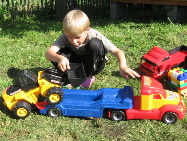 Детский автомобиль трейлер с погрузчиком 