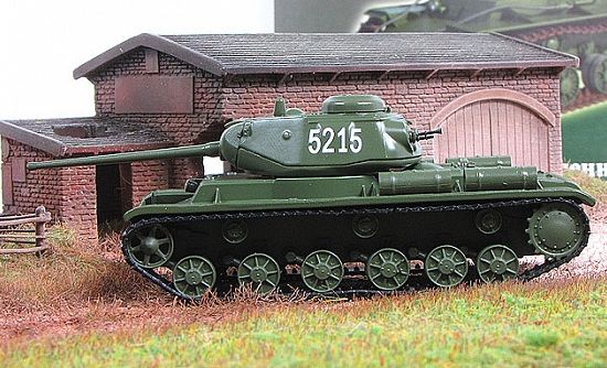 Модель танка КВ-85 с журналом Танки мира №1 Модель танка КВ-85 с журналом Танки мира №1
