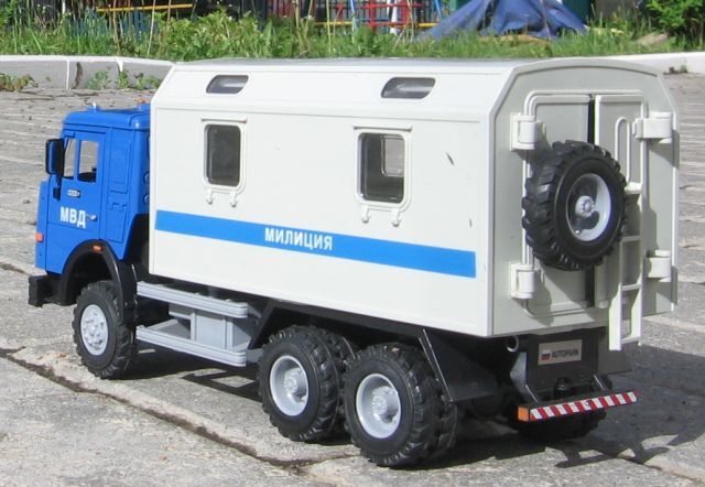 Игрушка машина КАМАЗ с будкой - Родные игрушки