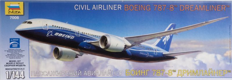Сборная модель пассажирского самолета Боинг 787
