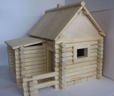Игрушка деревянный домик.