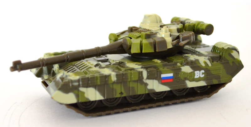 Миниатюрный танк Т-90 в масштабе 1:72