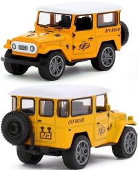 Игрушечная машинка Toyota FJ Cruiser 8 см