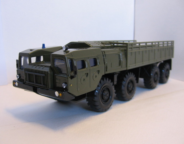 Модель военной техники МАЗ 7310 Ураган бортовой