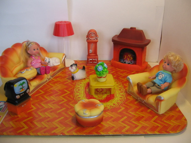 Интерьер для кукольного домика с мебелью и 2-мя куклами
