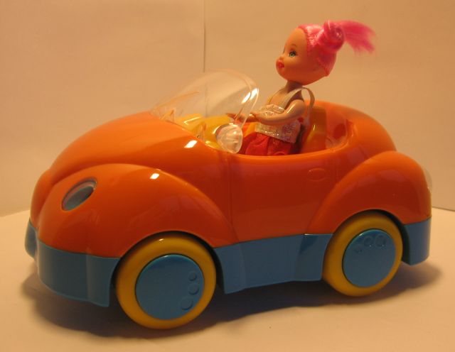 Машинка игрушка Кроха + куколка