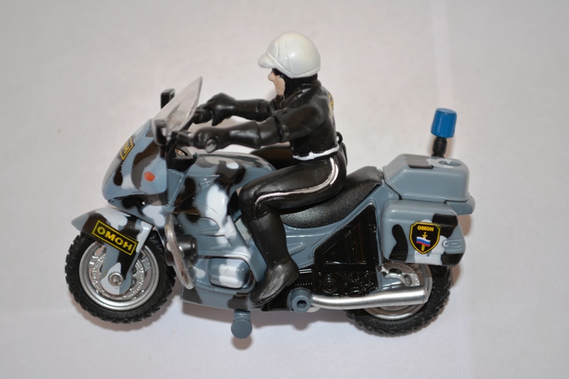 Игрушка мотоцикл с фигуркой мотоциклиста Омон