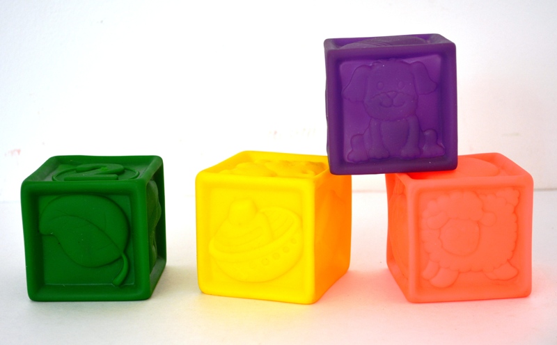 Резиновые Кубики