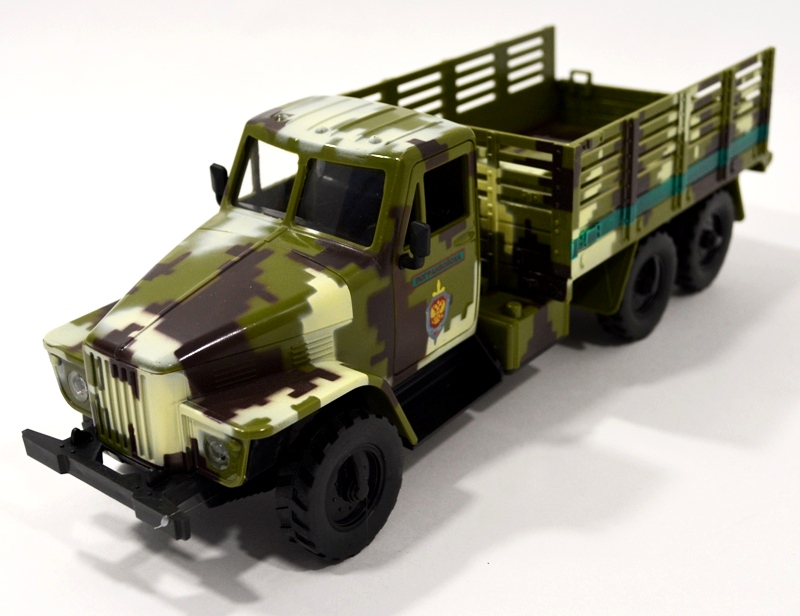 Игрушечный военный грузовик КРАЗ 219 камуфляж 30 см