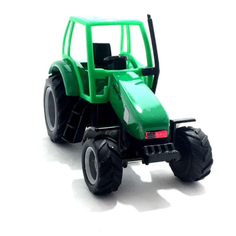 Со звуковой имитацией работы двигателя, со светом фар igrushechnyj-traktor-05.jpg