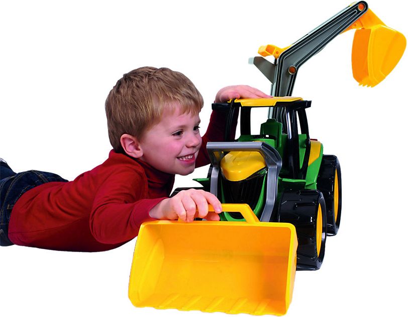 Трактор игрушечный большой имеет длину 70 см
