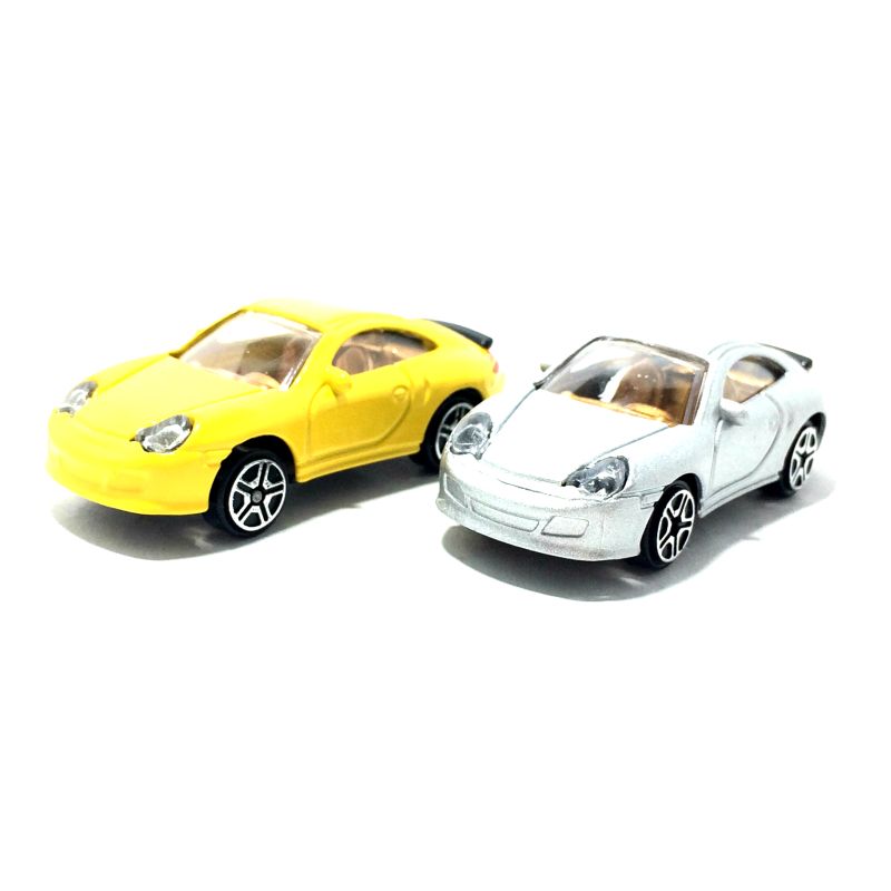 Машинка имеет два цвета - желтый и серый. igrushechnaya-mashinka-porsche-911-05.jpg