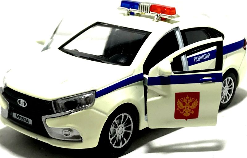 igrushechnaya-mashinka-lada-vesta-policiya-05.jpg