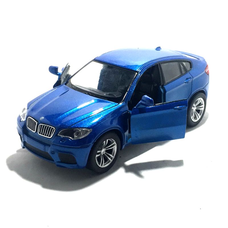 Машинка с открывающимися передними дверями. igrushechnaya-mashinka-bmw-x6-16.jpg