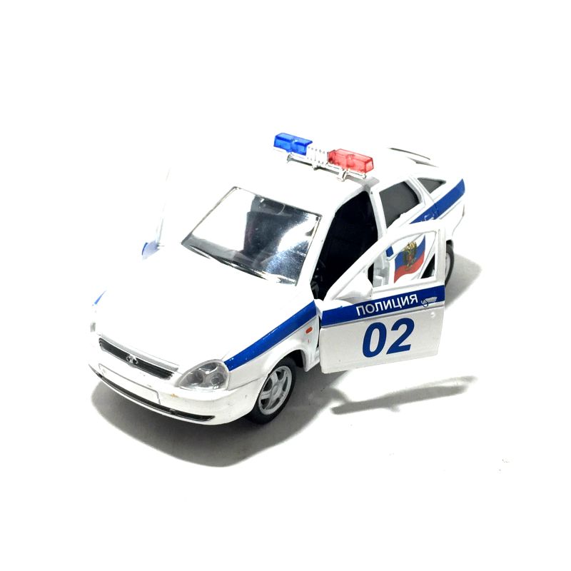 У машинки открываются 2 передние двери mashinka-lada-priora-policiya-07.jpg