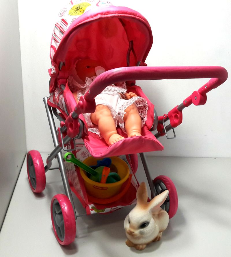Кукла Оксанка 3 лежит в коляске трансформере без вкладыша