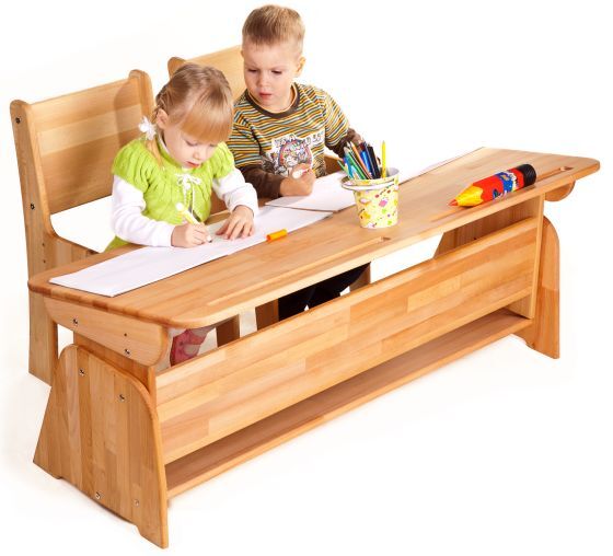 Детская деревянная двухместная парта и 2 стула
